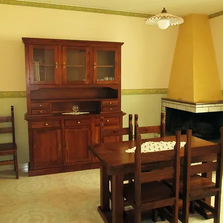 Casa Vacanze Raffaello بيت للعطل ماتينو